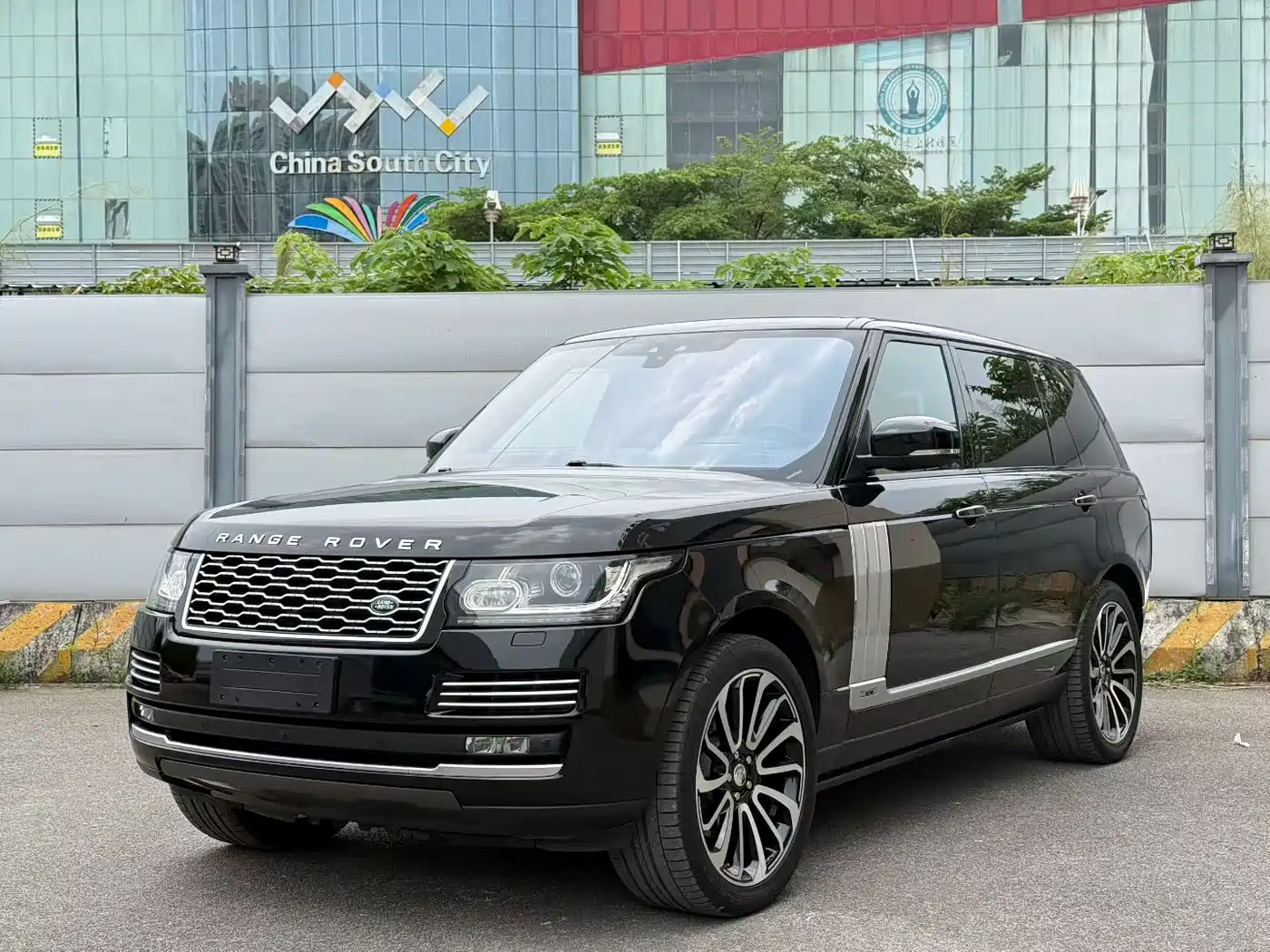 Land Rover Range Rover 2017 3.0 SC V6 Vogue SE Autobiography LWB