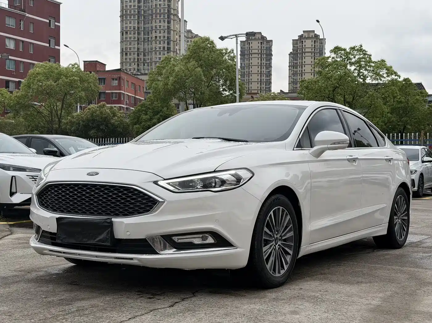 FORD MONDEO