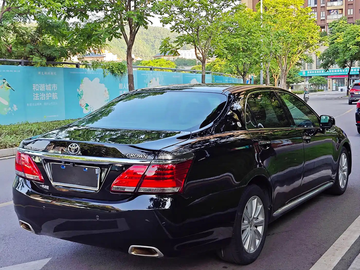 Toyota Crown 2012 2.5L Royal Leather Edition фото 14