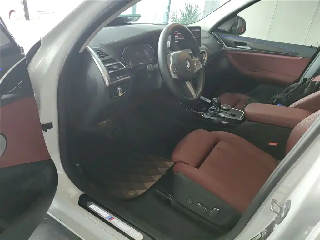 BMW X3 2023 Facelift xDrive30i Leading M Night Package фото 12