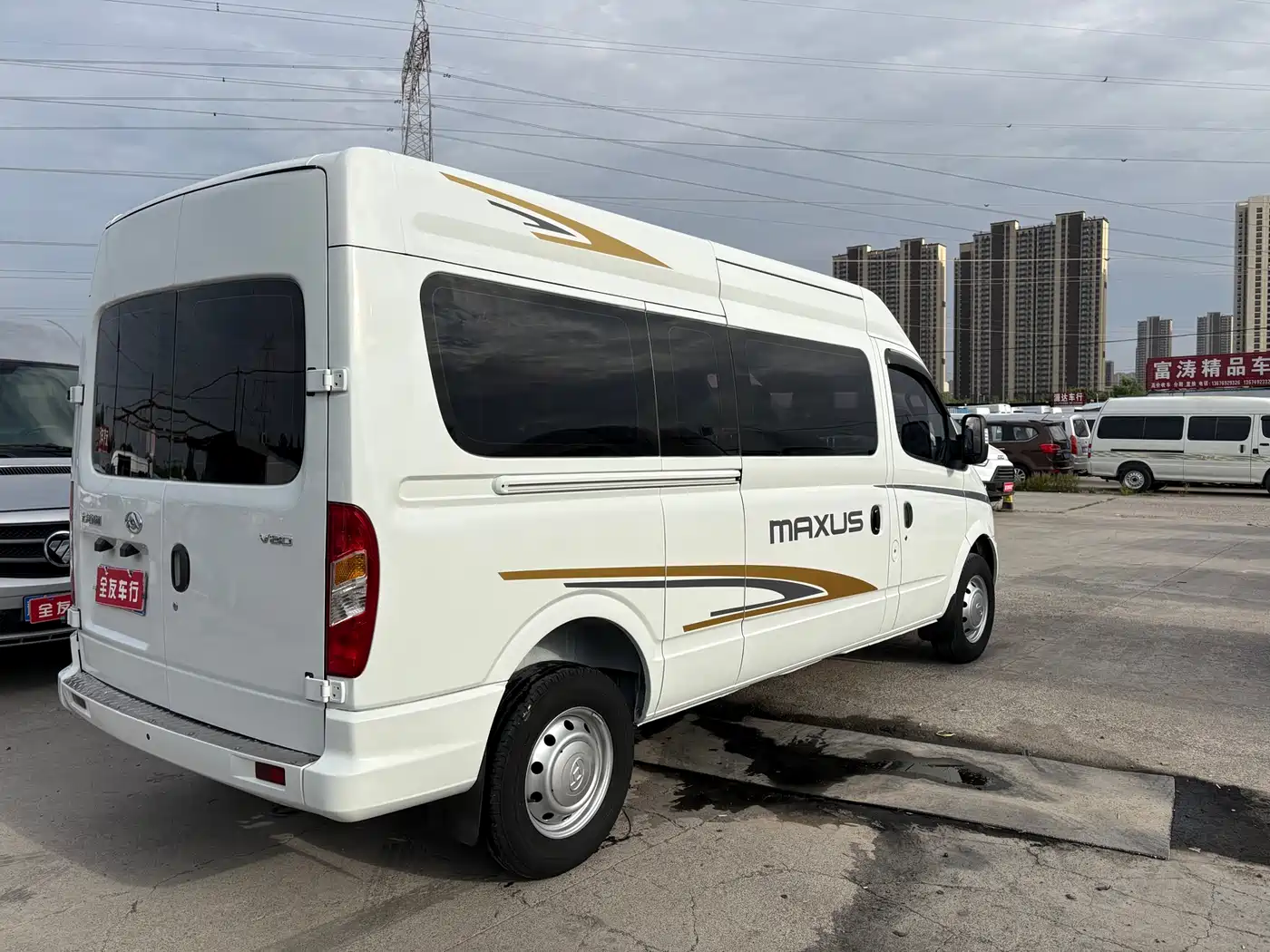 SAIC Maxus Xintu V80 2021 2.0T Manual Classic Aoyuntong Long Wheelbase Medium Roof 6/7/8/9-Seater фото 5