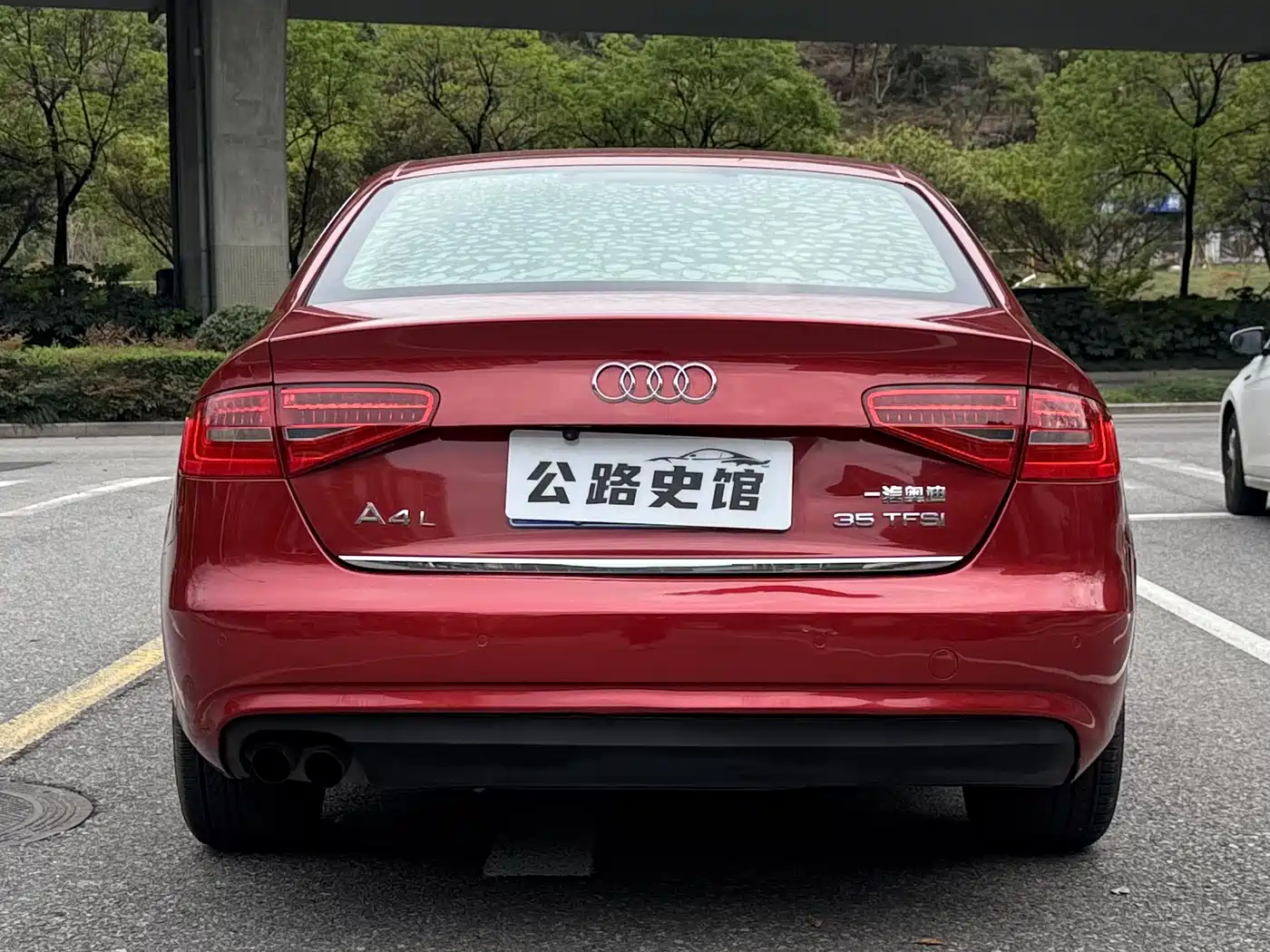 Audi A4L 2013 35 TFSI Automatic Comfort фото 5