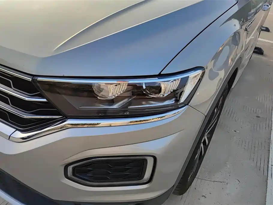 Volkswagen T-ROC 2021 Facelift 280TSI DSG 2WD Comfort Smart Connect Edition фото 5