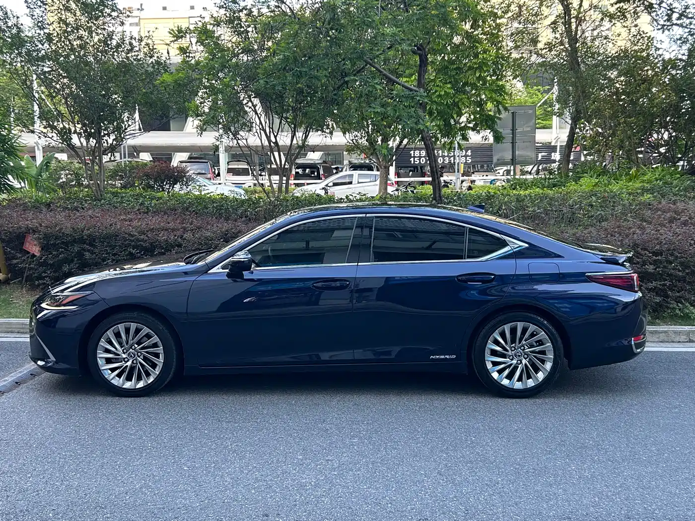 Lexus ES 2018 300h Executive Edition China V фото 7