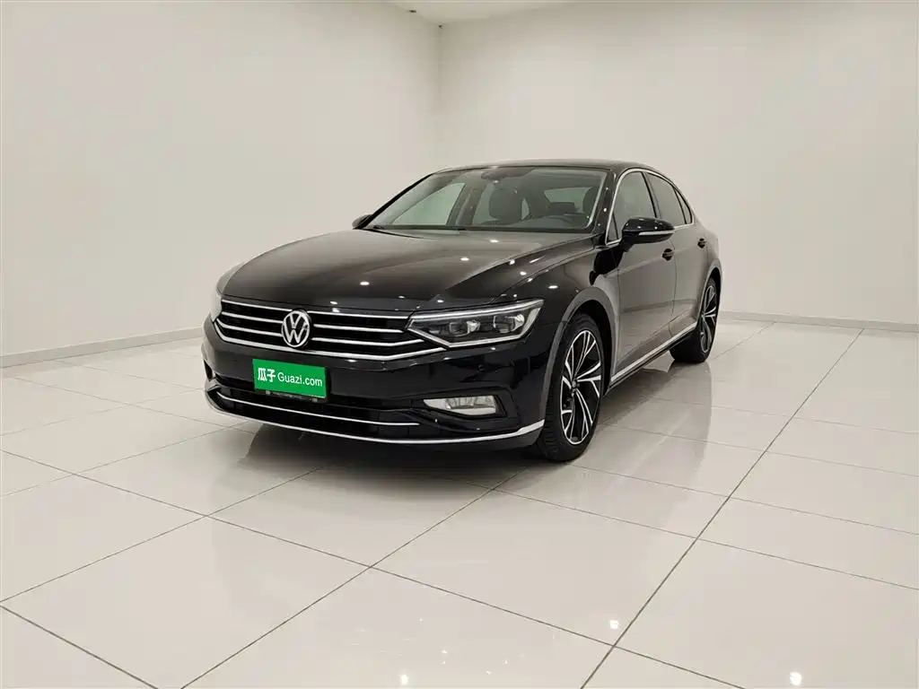 Volkswagen Magotan 2020 330TSI DSG Luxury фото 2