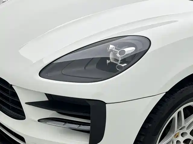 Porsche Macan 2020 Macan 2.0T фото 26
