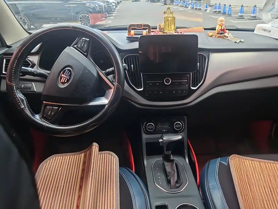 FAW Senya R7 2017 2017 Model 1.6L Automatic Smart