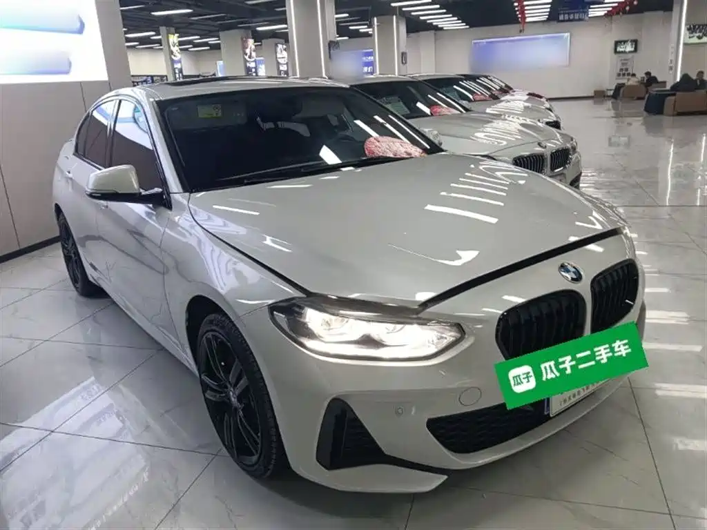 BMW 1 Series 2020 Model 125i Leading M Sport Package фото 4