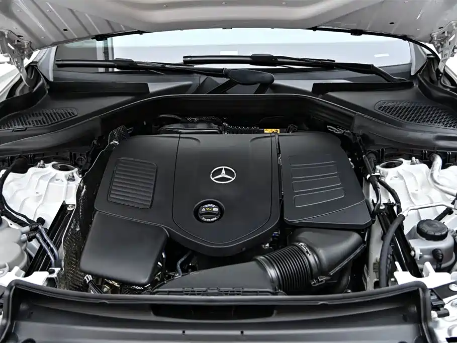 Mercedes-Benz GLC 2023 GLC 300 L 4MATIC Sport 5-Seater фото 35