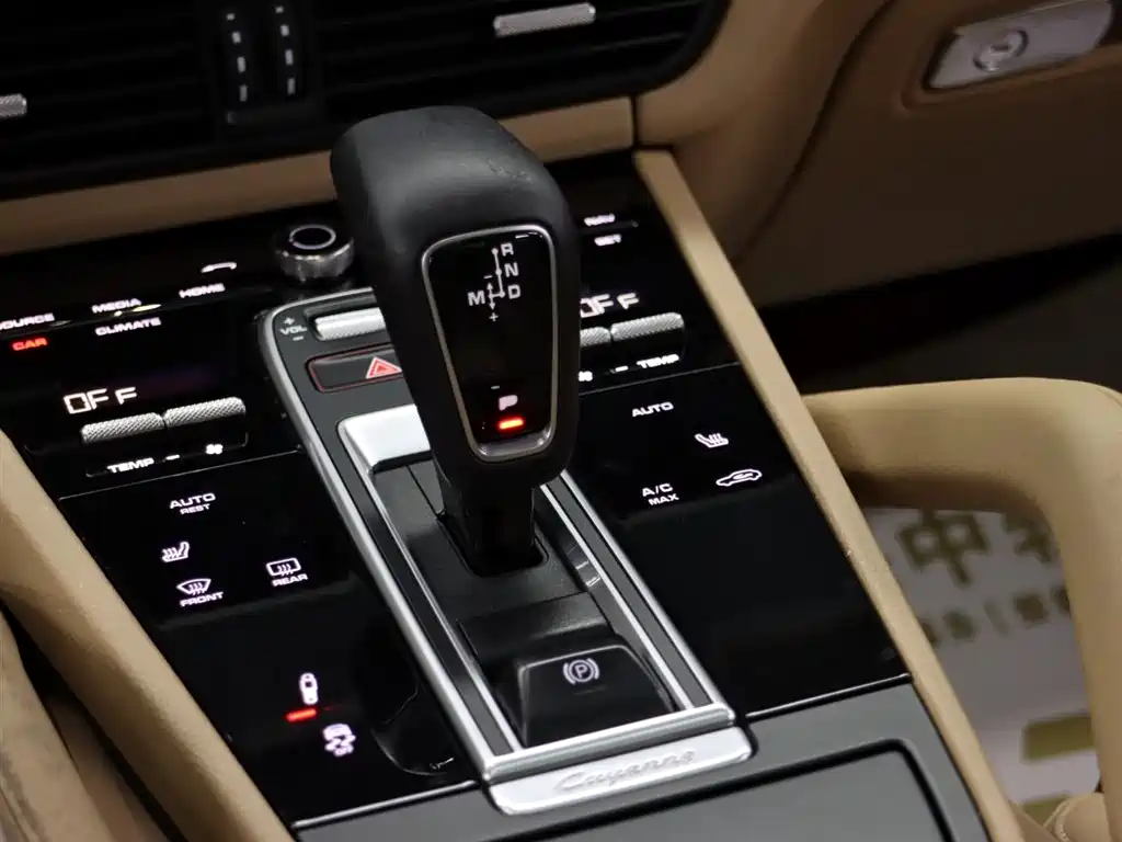 Porsche Cayenne 2018 Cayenne 3.0T фото 17