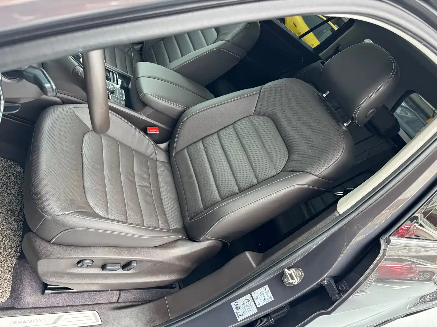 Volkswagen Teramont 2020 380TSI 4WD Luxury Edition China VI фото 10