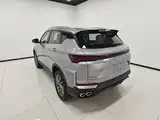 Фото 5 - Geely Coolray