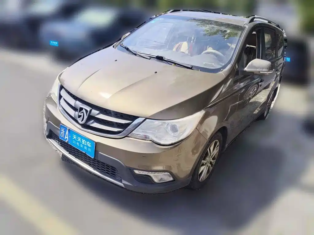 Фото 1 - Baojun 730