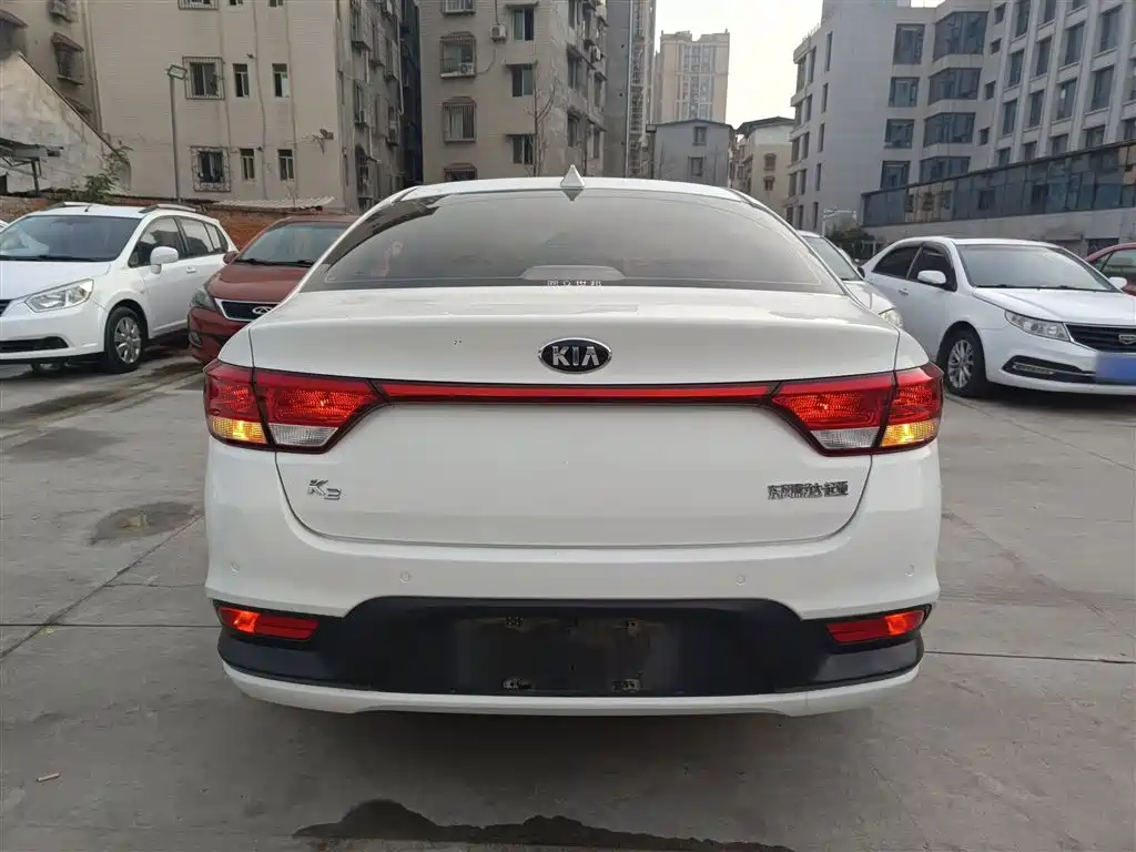 Kia K2 2017 Sedan 1.4L MT GLS фото 4
