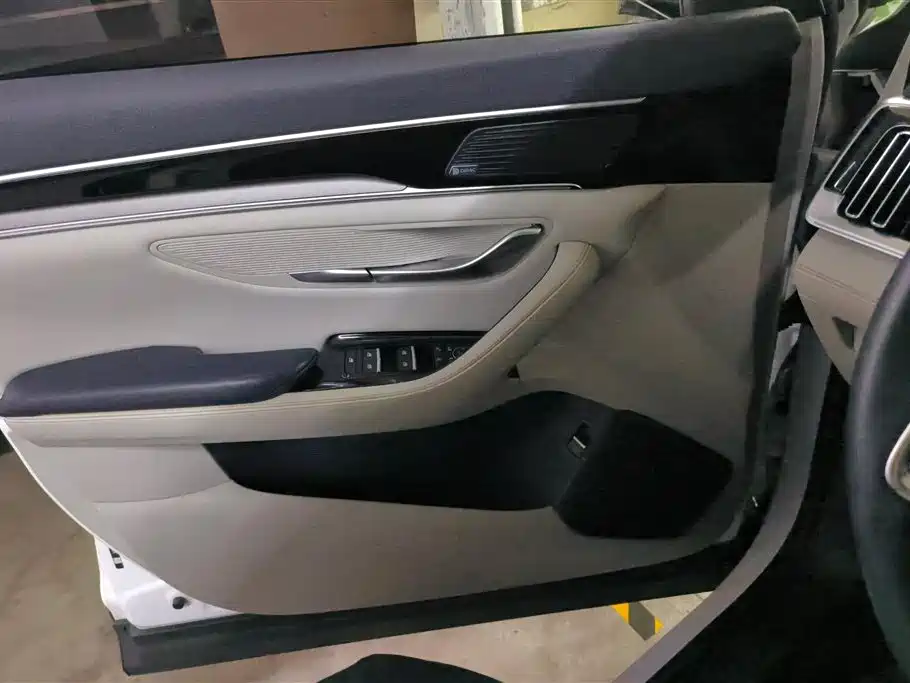 BYD Song PLUS PHEV 2021 DM-i 51KM Honor фото 7
