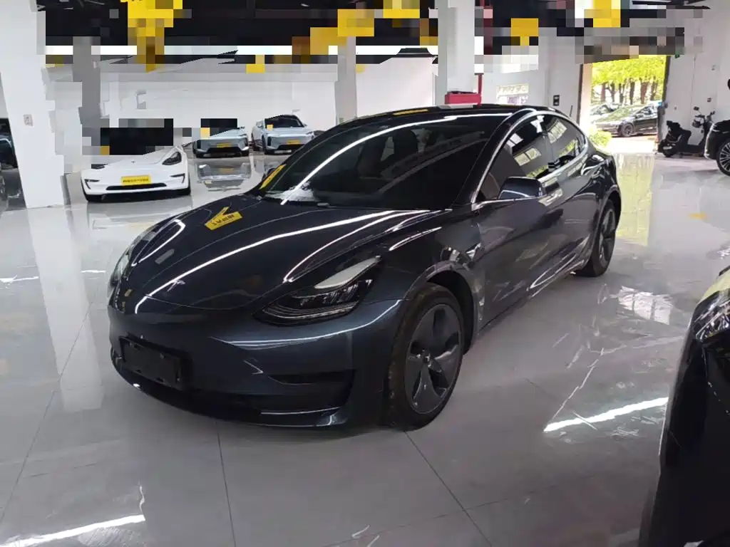 Tesla Model 3 2020