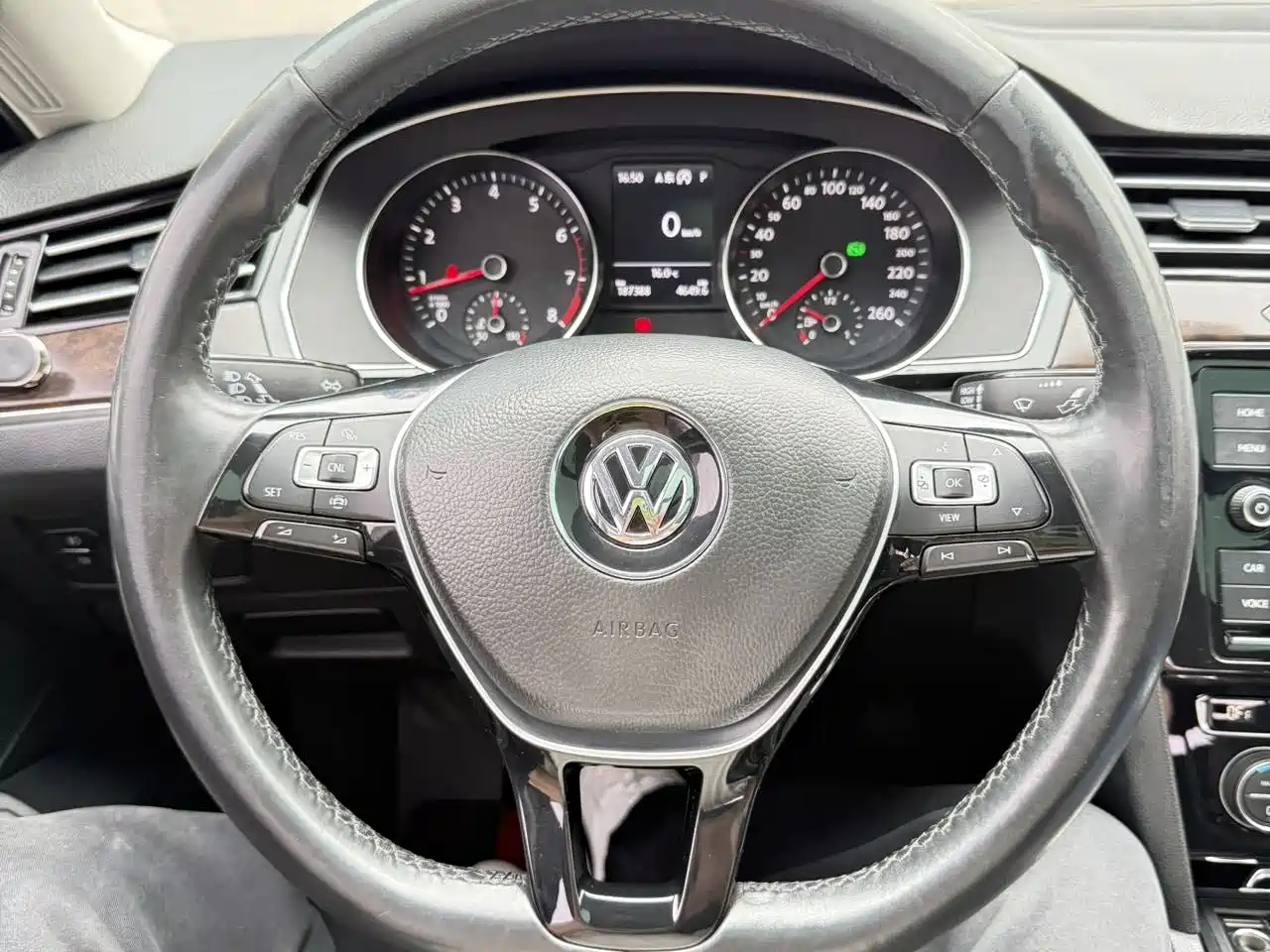 Volkswagen Magotan 2019 330TSI DSG Luxury Class China VI фото 15