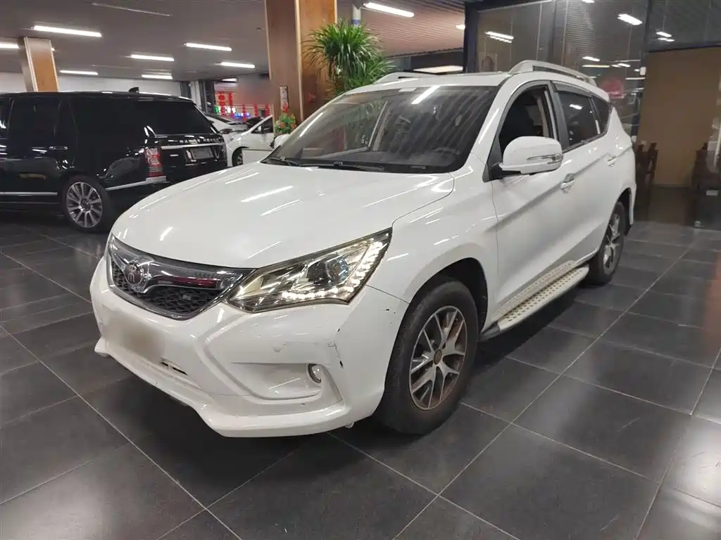 BYD Song 2017 Ultimate Upgrade 1.5TI Manual Elite Model
