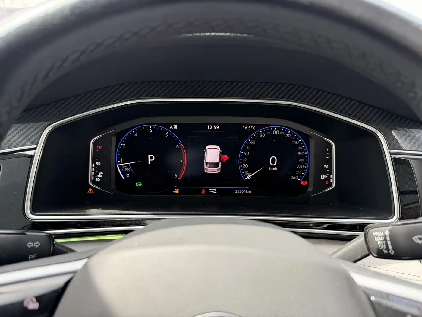 Volkswagen Tiguan L 2022 330TSI Auto 2WD R-Line Premium Edition фото 7