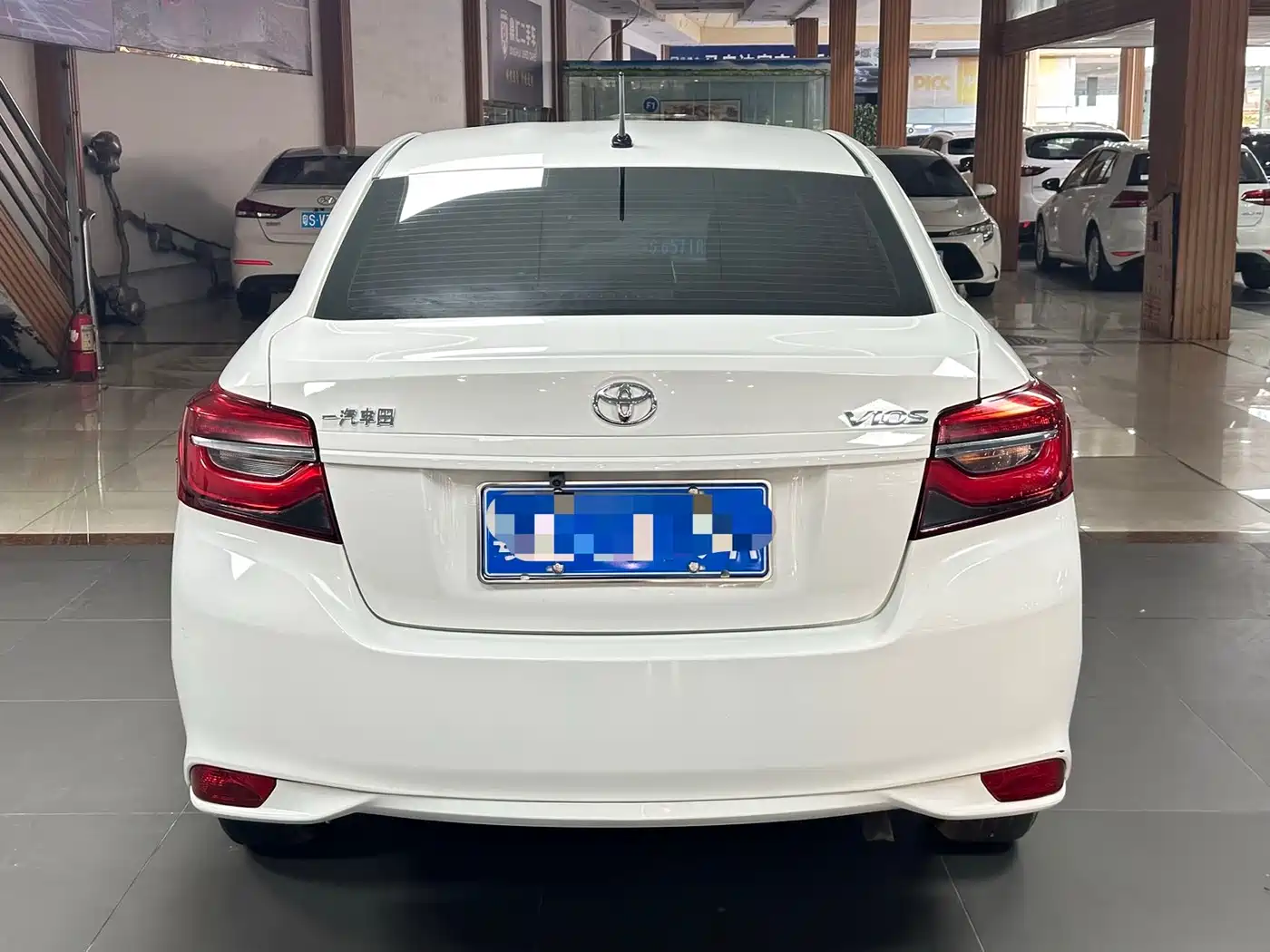 Toyota Vios 2022 1.5L 20th Anniversary Edition фото 8