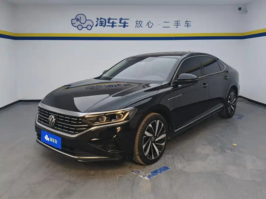 Volkswagen Passat 2022 330TSI Luxury Edition