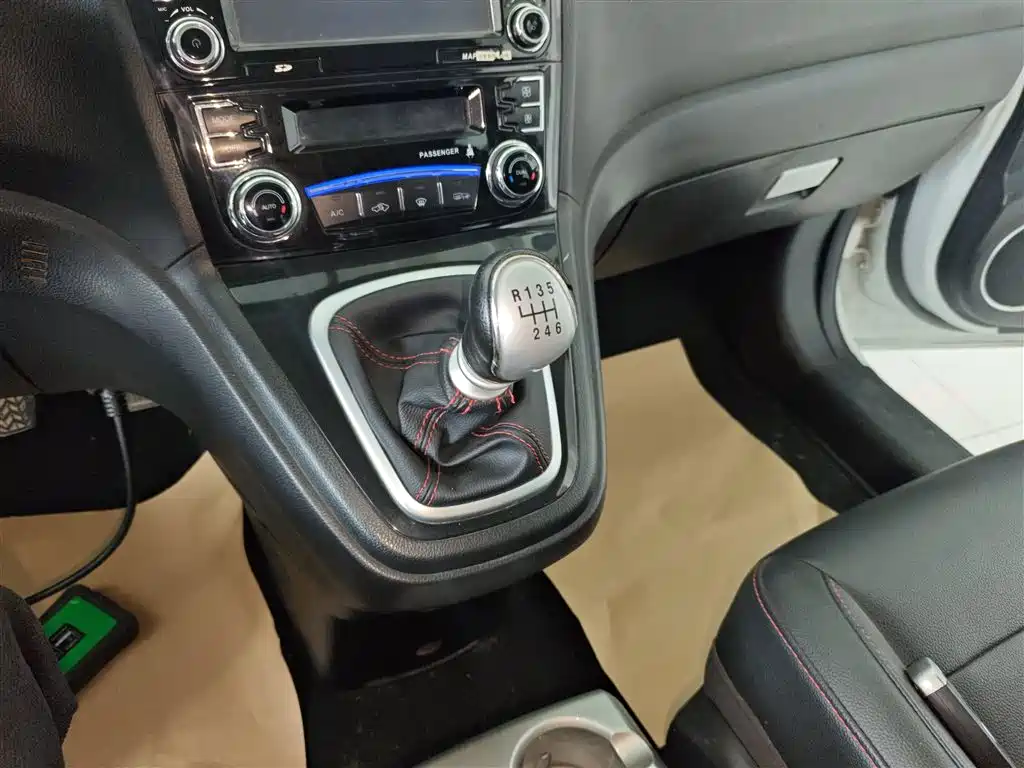 Haval H6 2016 Upgrade Edition 1.5T Manual 2WD Elite Type фото 14