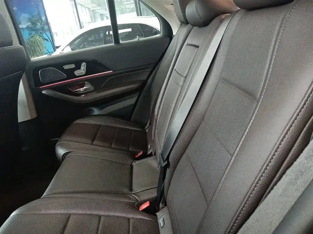 Mercedes-Benz GLE 2020 GLE 350 4MATIC Fashion фото 13