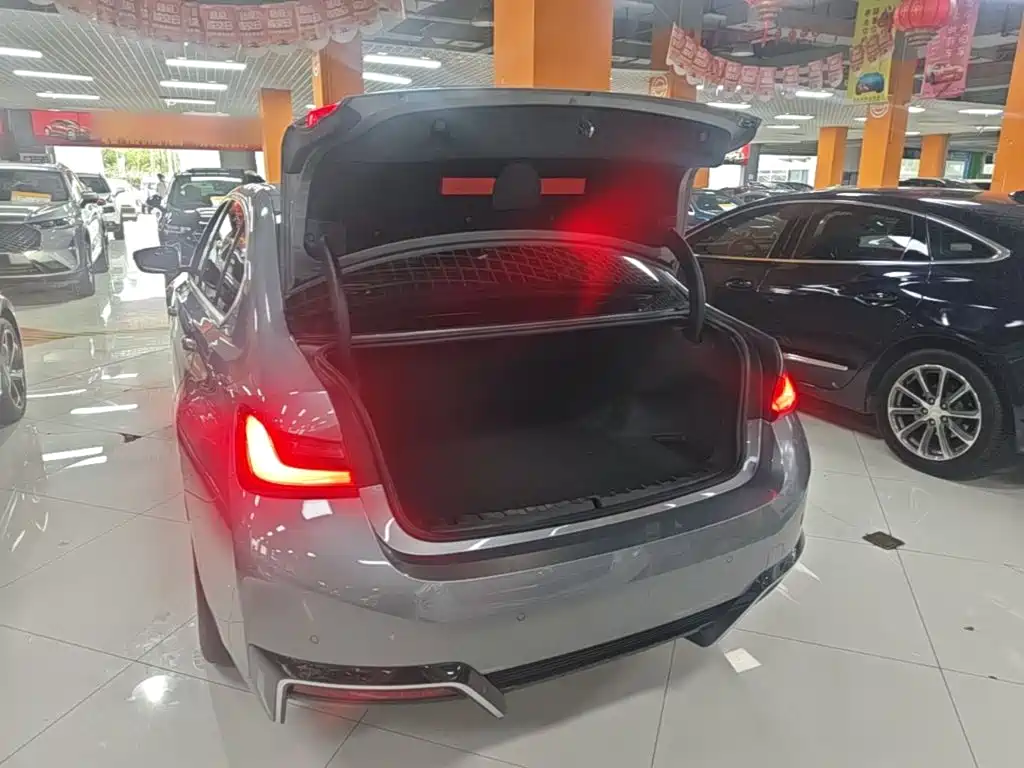 BMW i3 2022 2022 eDrive 35 L
