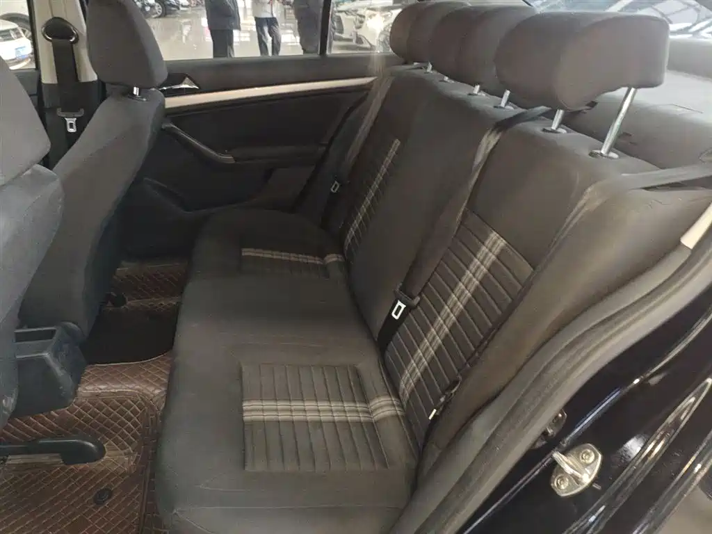 Volkswagen Lavida 2019 Lavida Start 1.5L Manual Trend (China VI) фото 13
