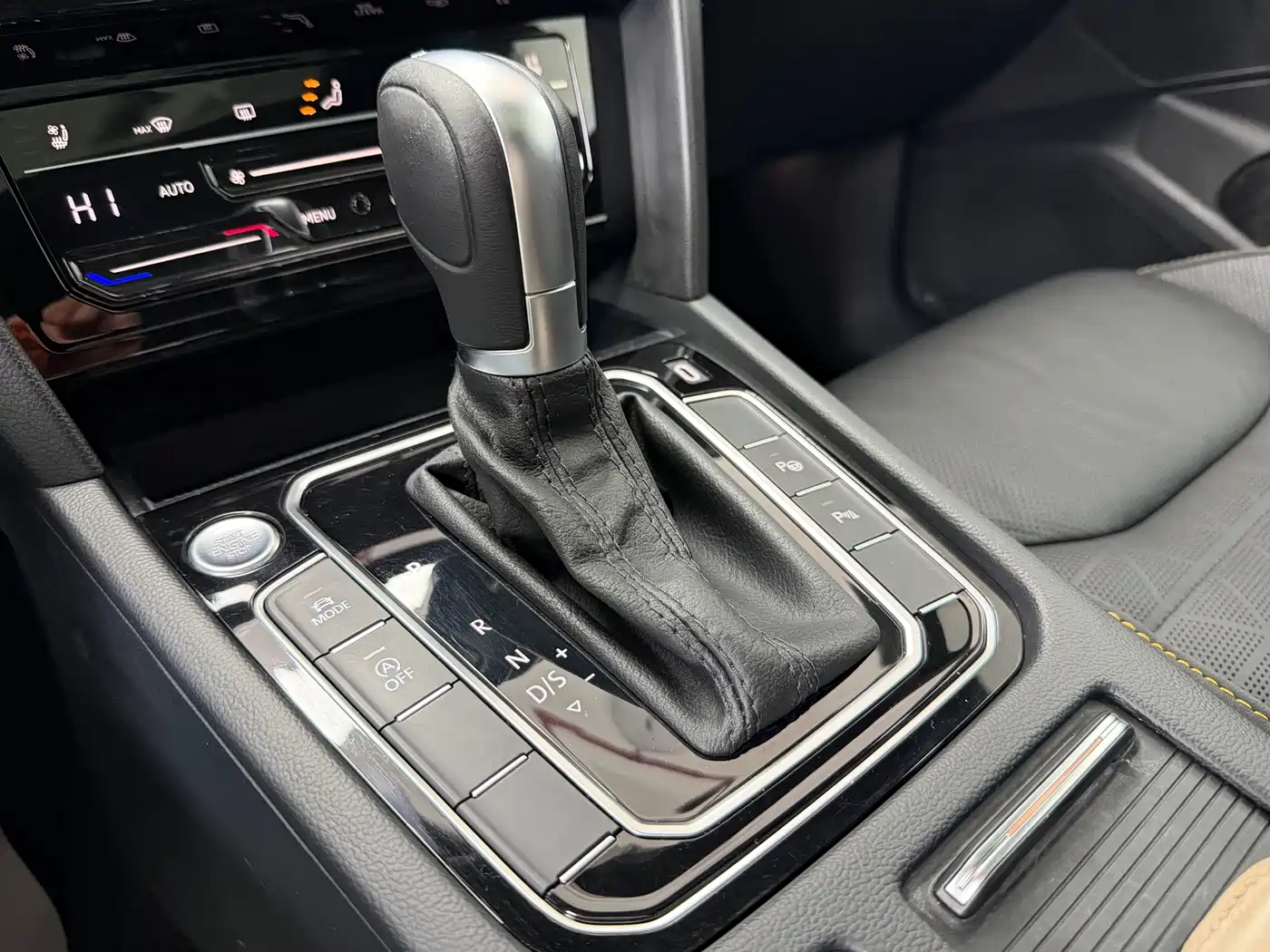 Volkswagen FAW-Volkswagen CC 2021 380TSI Eye-catching Edition фото 21