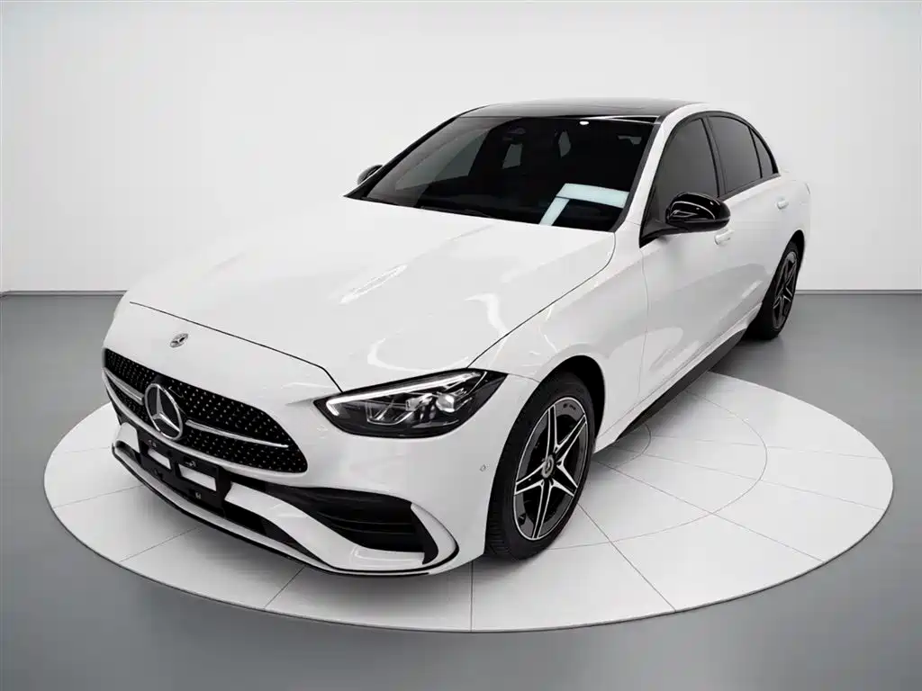 Mercedes-Benz C-Class 2023 Facelift C 260 L Night Sport Edition фото 2