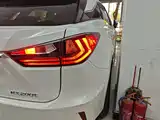 Фото 24 - Lexus RX
