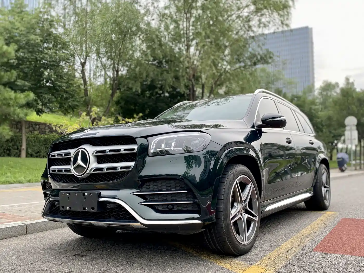 MERCEDES-BENZ GLS