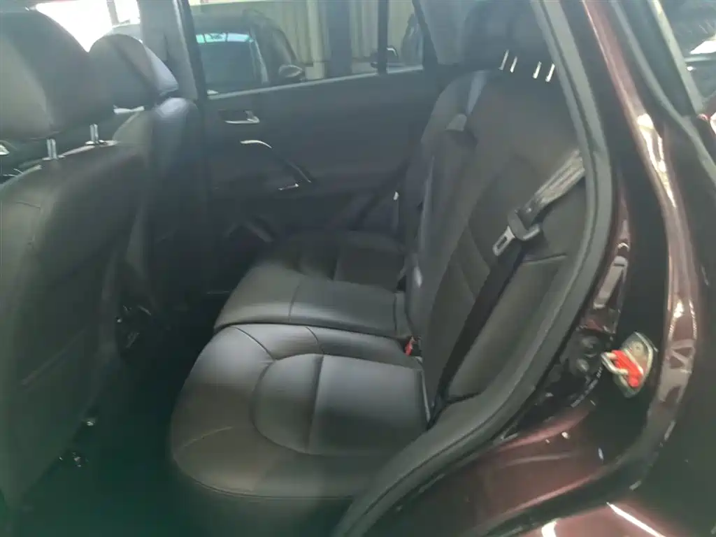 GAC Trumpchi Trumpchi GS4 2017 235T Automatic 2WD Luxury Smart Connected Edition фото 17