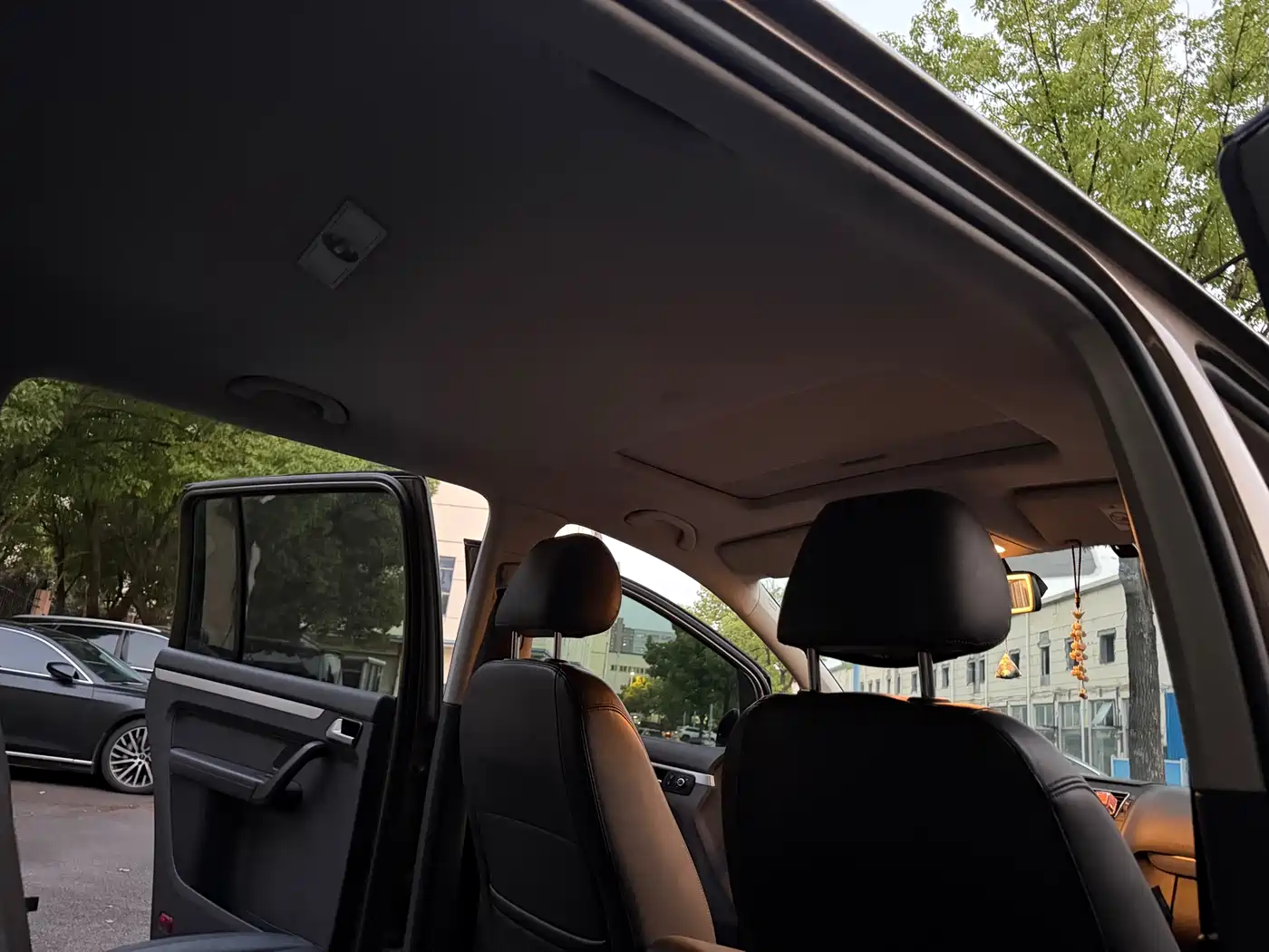 Volkswagen Touran 2015 1.4T DSG Comfort Edition 5-seater фото 14