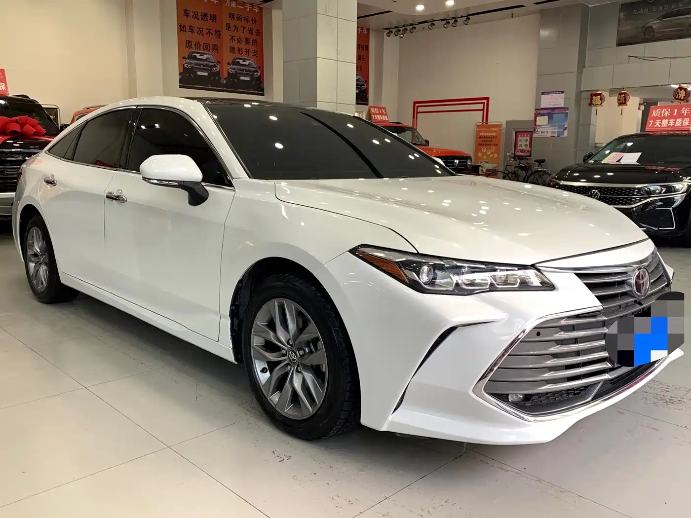 Toyota Avalon 2019 2.0L Luxury Edition (China VI) фото 2