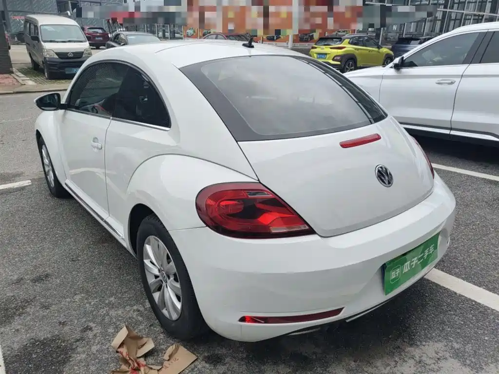 Volkswagen Beetle 2018 180TSI Easy Joy Edition фото 23