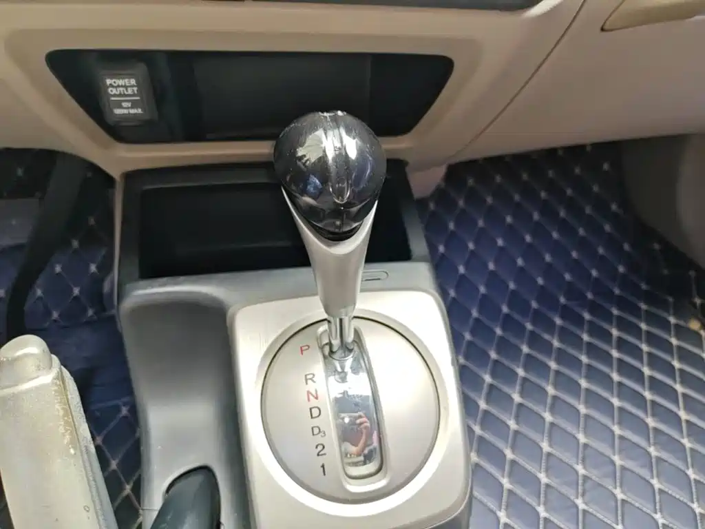 CIIMO CIIMO 2016 2015 1.8L Automatic Comfort Edition