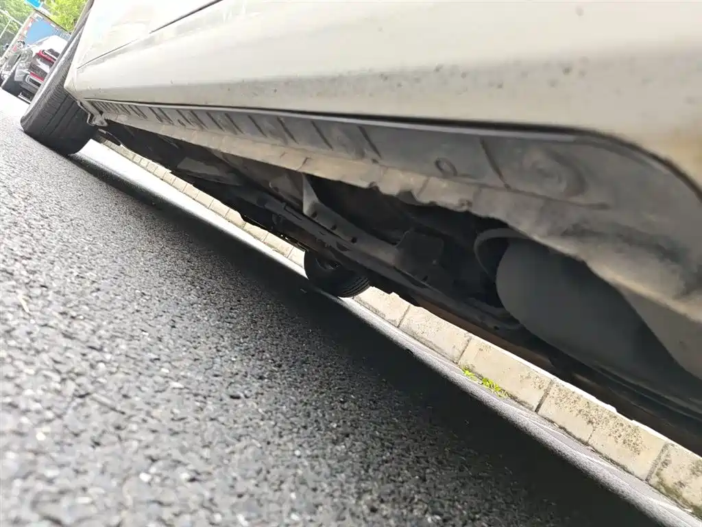 Toyota Corolla 2014 1.6L CVT GL фото 18
