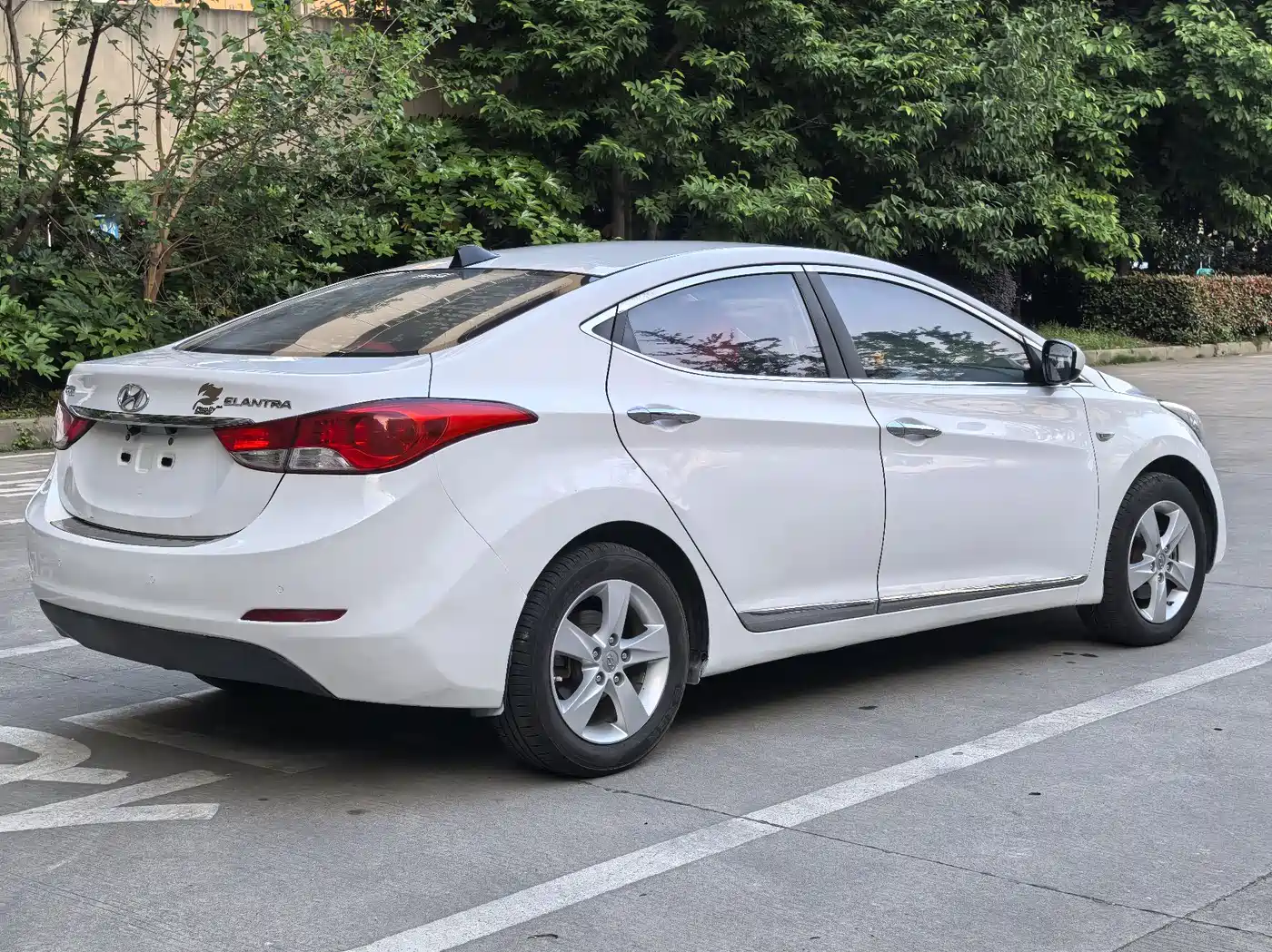 Hyundai Langdong 2013 1.6L Automatic Leading фото 4