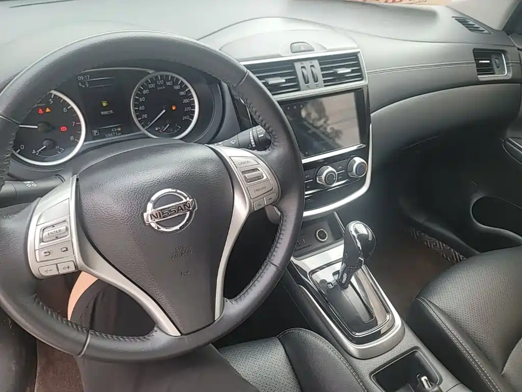 Nissan Tiida, миниатюра 10