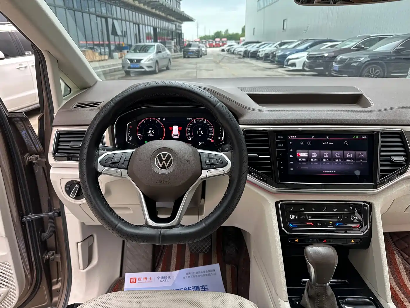 Volkswagen Viloran 2020 380TSI Premium фото 14