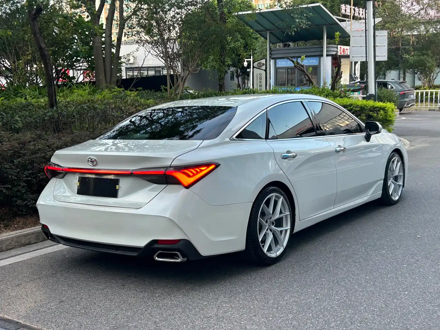 Toyota Avalon 2019 2.0L Progressive Edition (China VI) фото 7