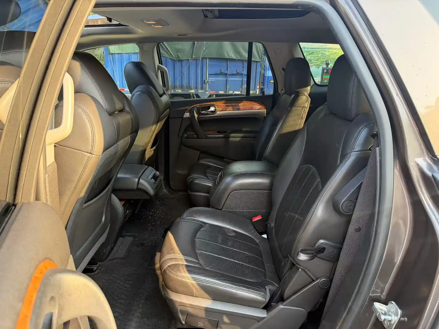 Buick Enclave 2010 3.6L Flagship Edition фото 7