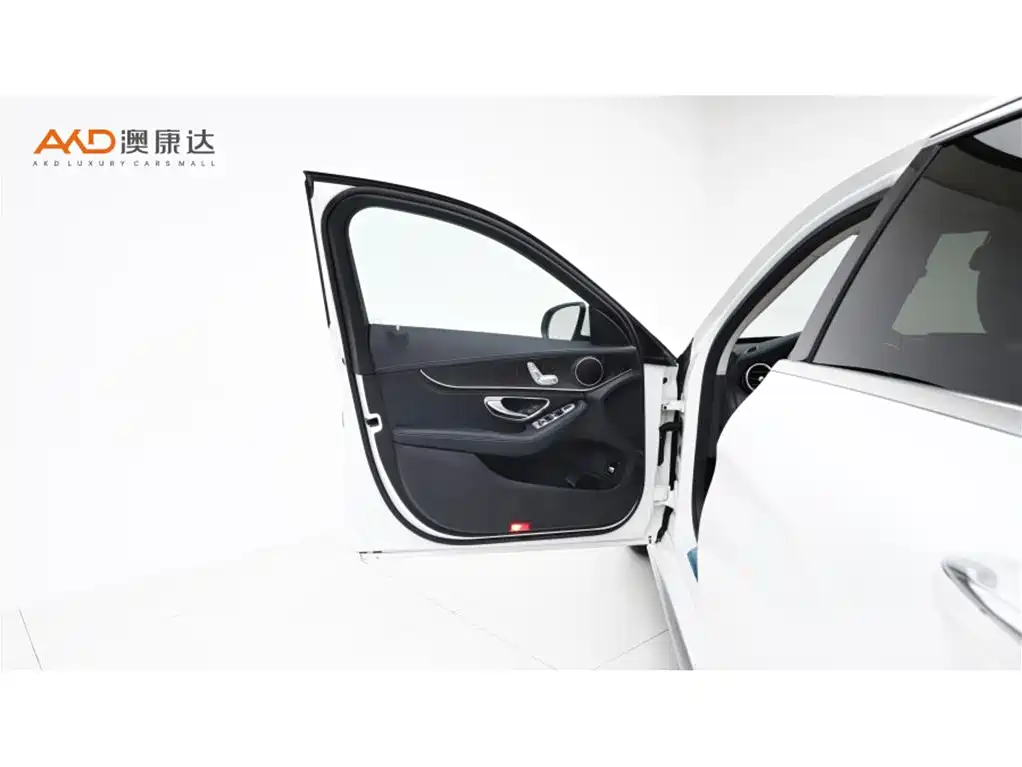 Mercedes-Benz C-Class 2016 C 180 L Sport фото 10