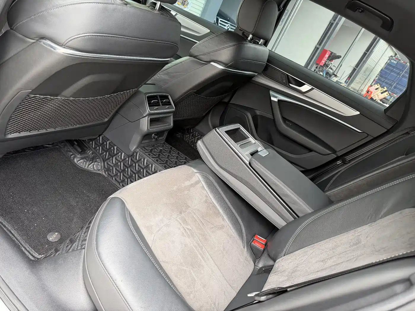 Audi A6L 2022 40 TFSI Luxury Dynamic фото 5
