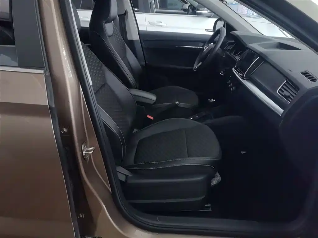 Škoda Kamiq 2018 1.5L Automatic Comfort Version China VI фото 25