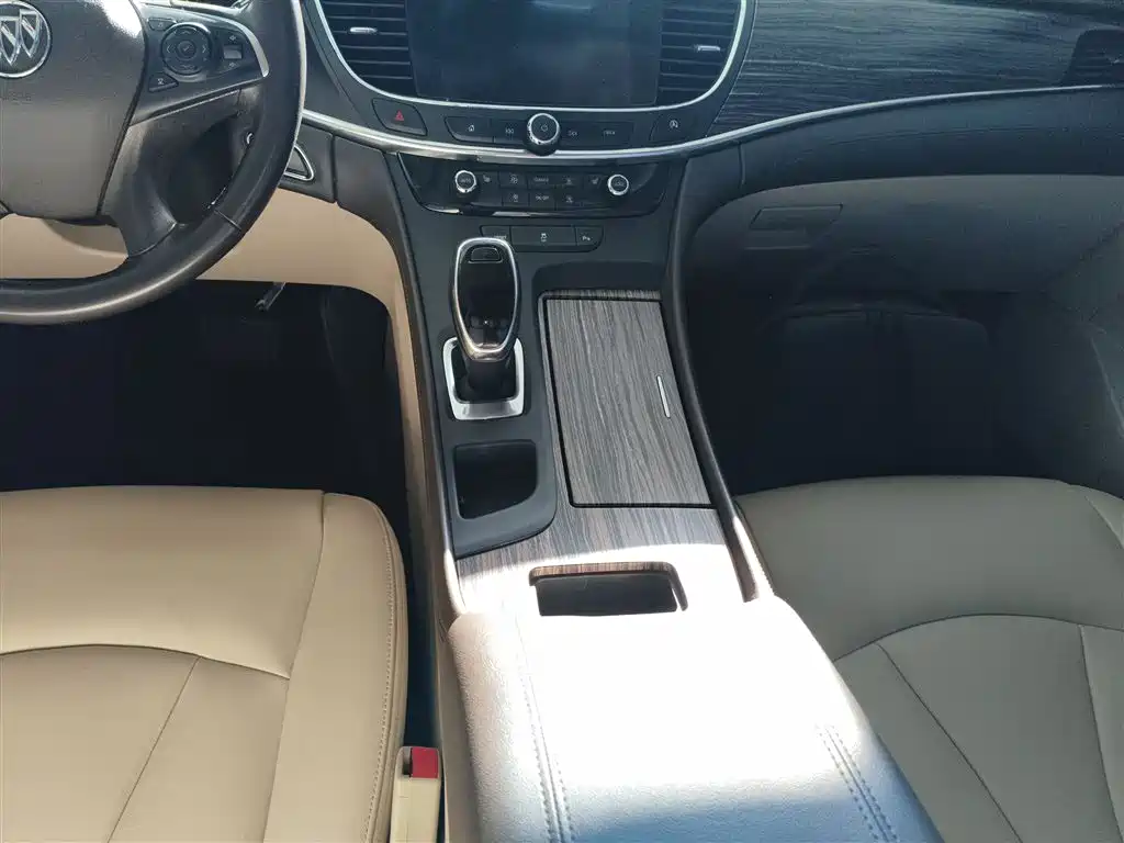 Buick LaCrosse 2016 Facelift 20T Leading фото 11