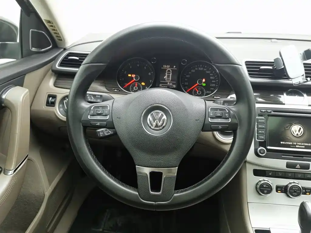 Volkswagen Magotan 2012 2012 2.0TSI Ultimate