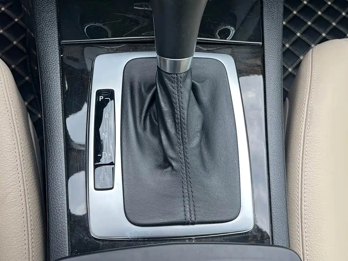 Фото 22 - Mercedes-Benz C-Class